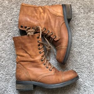 Steve Madden Brown Boots